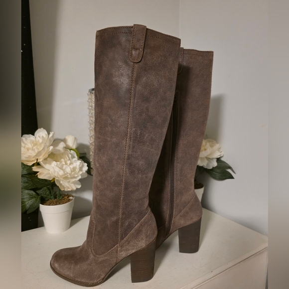 Calvin Klein Brown Suede Heeled Boots - Picture 3 of 6